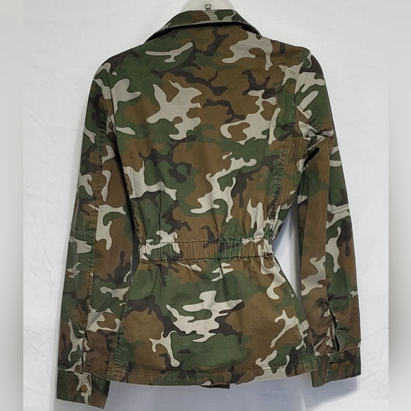 Love Tree camo jacket, sz small - Picture 2 of 7
